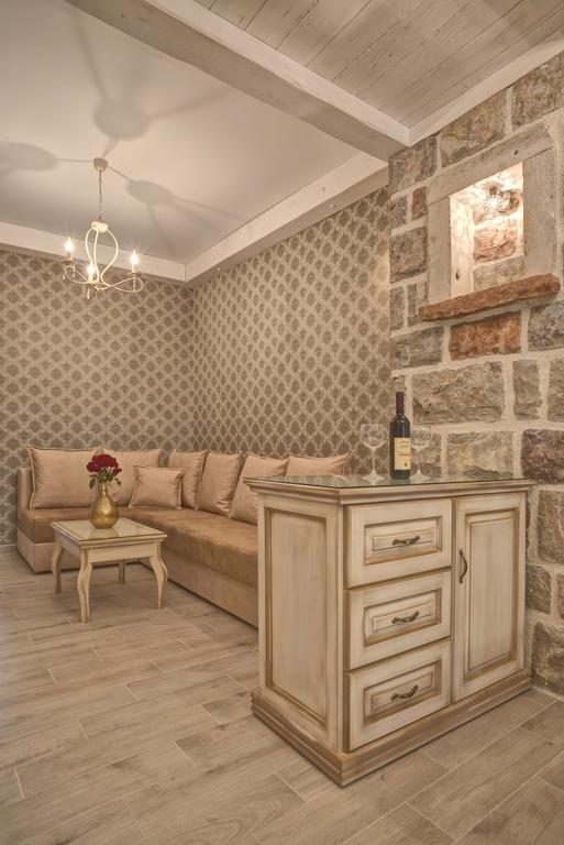 Piazza Apartments 2 Petrovac Oda fotoğraf